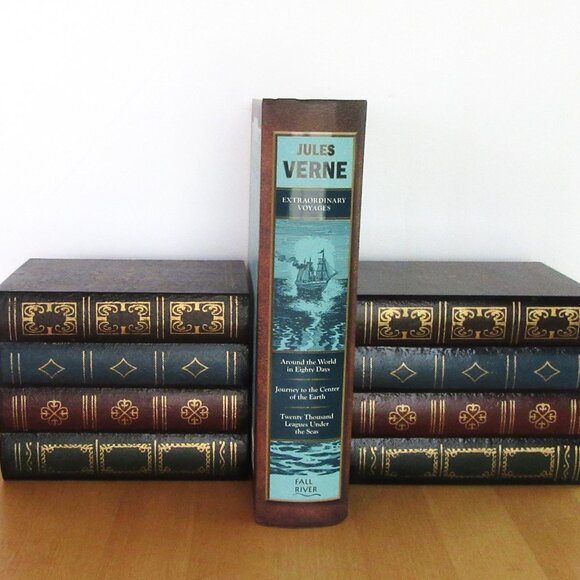 Vintage book shaped bookend boxes - jewelry, trinkets, hidden compartment - Picture 1 of 8